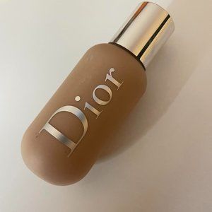 DIOR BACKSTAGE FACE & BODY FOUNDATION
